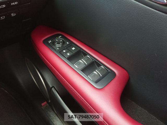 Lexus RX 2017-06 354075-16