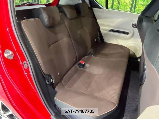 Toyota AQUA 2013-10 389330-9