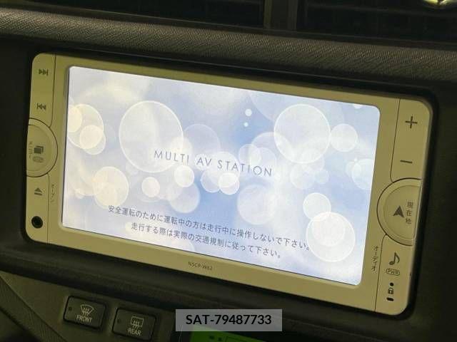 Toyota AQUA 2013-10 389330-2