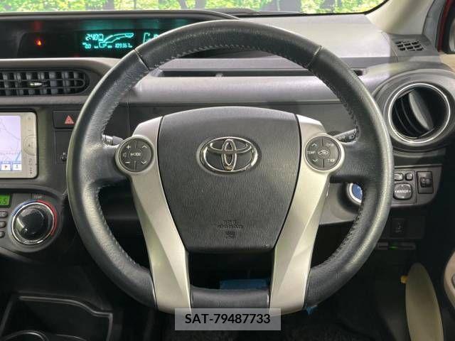 Toyota AQUA 2013-10 389330-11
