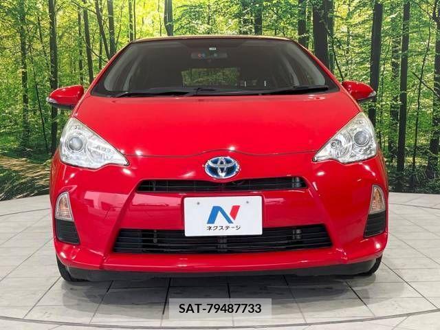 Toyota AQUA 2013-10 389330-14