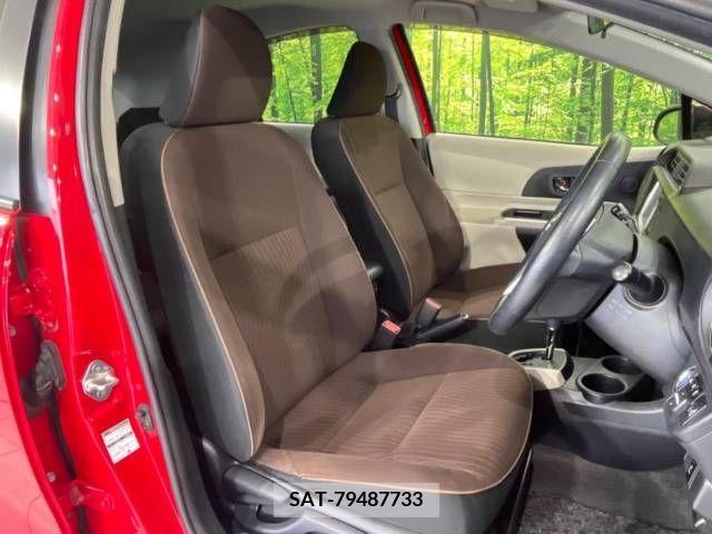 Toyota AQUA 2013-10 389330-8