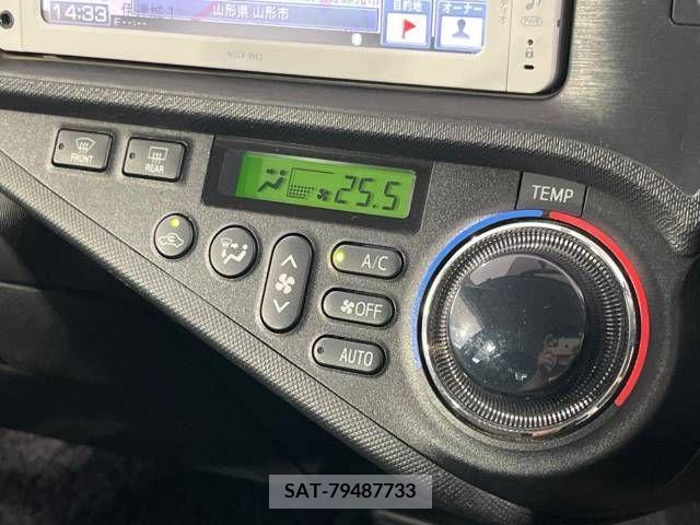 Toyota AQUA 2013-10 389330-4