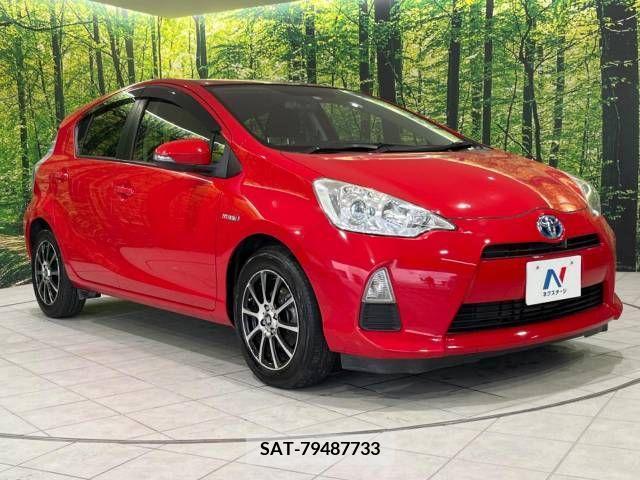 Toyota AQUA 2013-10 389330-16