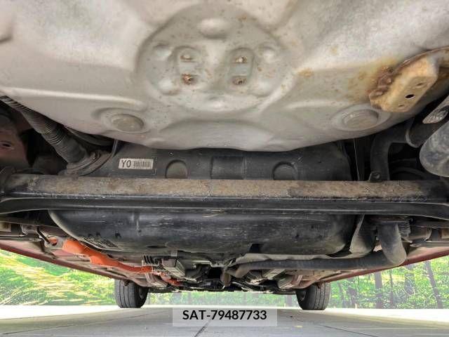 Toyota AQUA 2013-10 389330-19