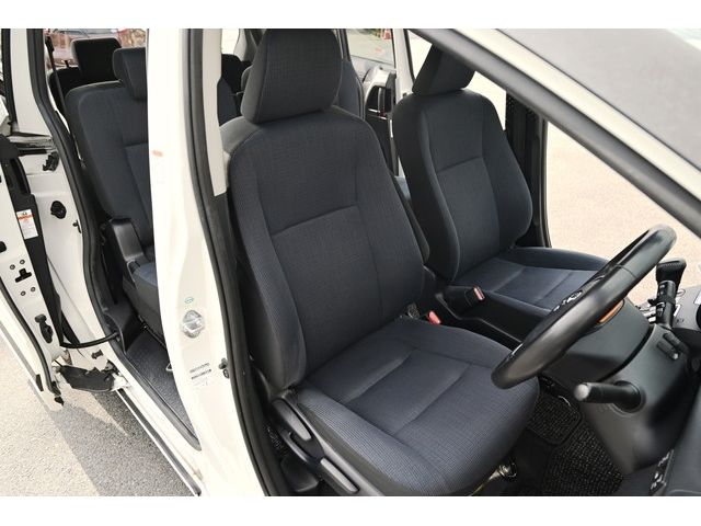 Toyota SIENTA 2015-10 14939-7