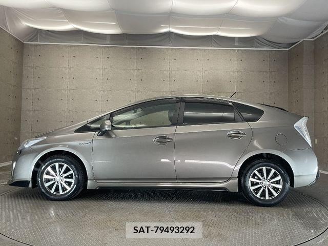 Toyota PRIUS 2011-09 327761-7
