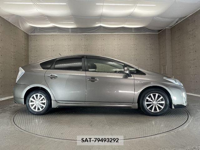 Toyota PRIUS 2011-09 327761-6