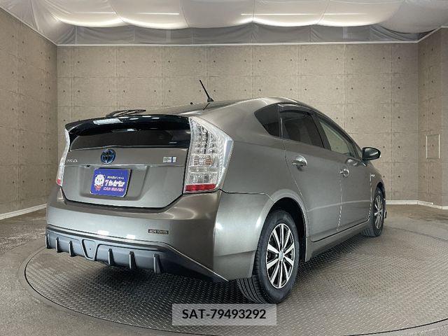 Toyota PRIUS 2011-09 327761-3