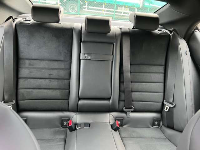 Lexus IS 2022-11 20309-17