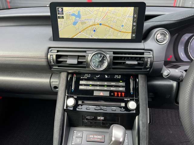Lexus IS 2022-11 20309-10