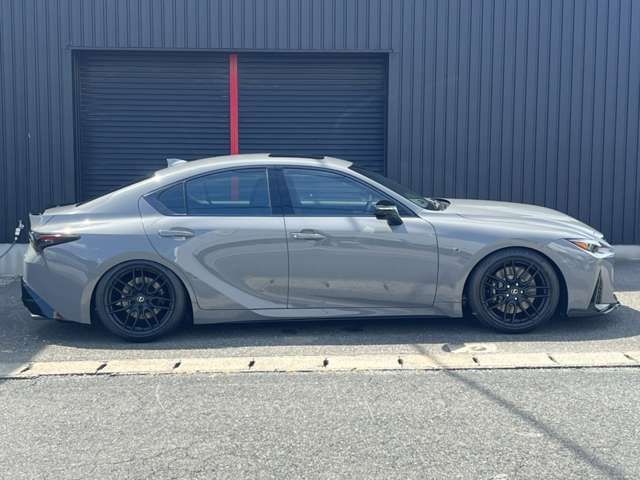Lexus IS 2022-11 20309-3