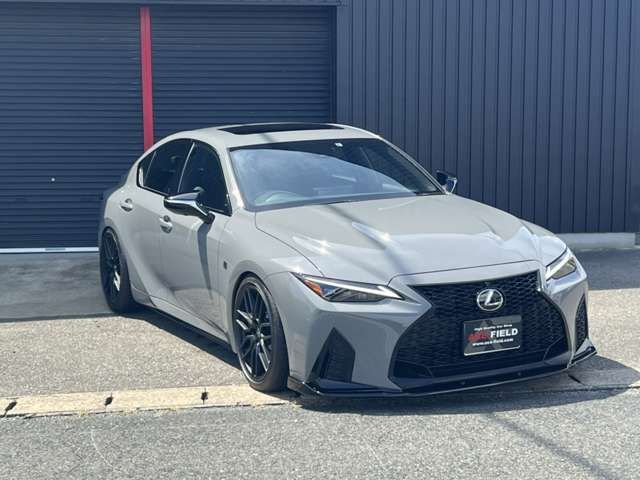 Lexus IS 2022-11 20309-2