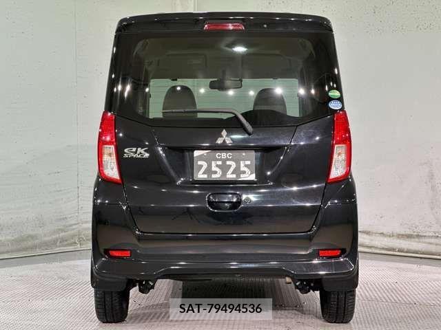 Mitsubishi EK SPACE 2016-08 296884-9