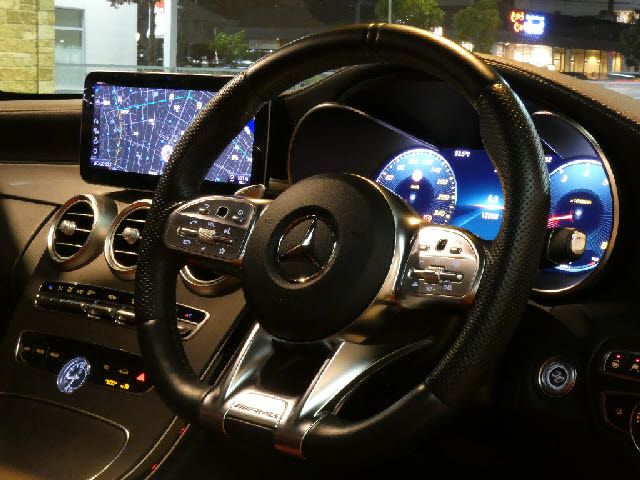 Amg C-CLASS 2019-04 17766-22