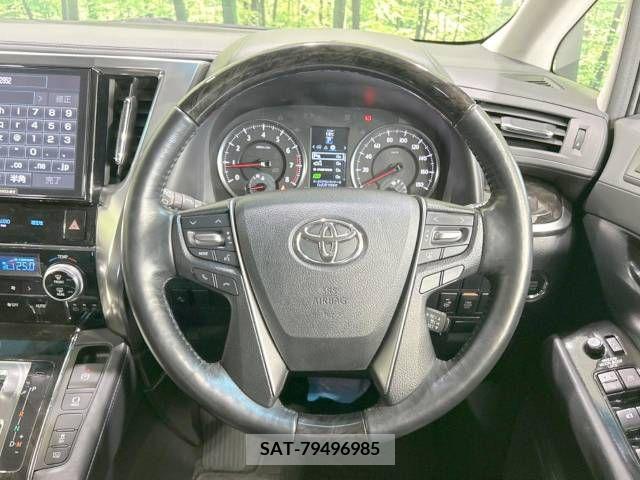 Toyota ALPHARD 2017-03 281073-8