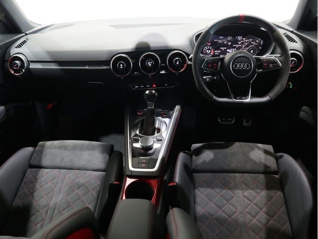 Audi TT 2023-07 23584-9