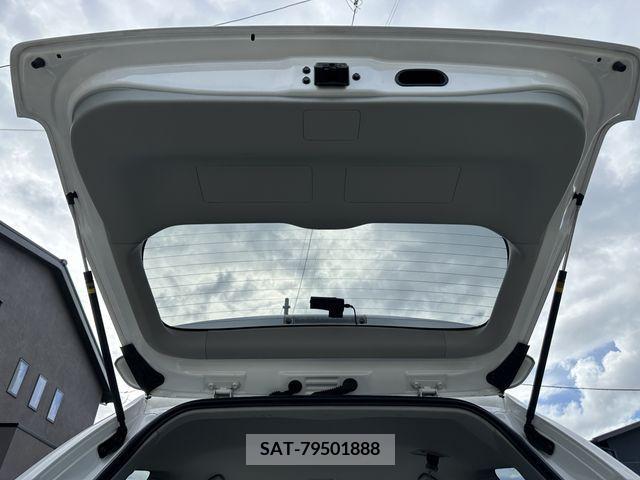 Toyota PRIUS ALPHA 2013-02 339923-21
