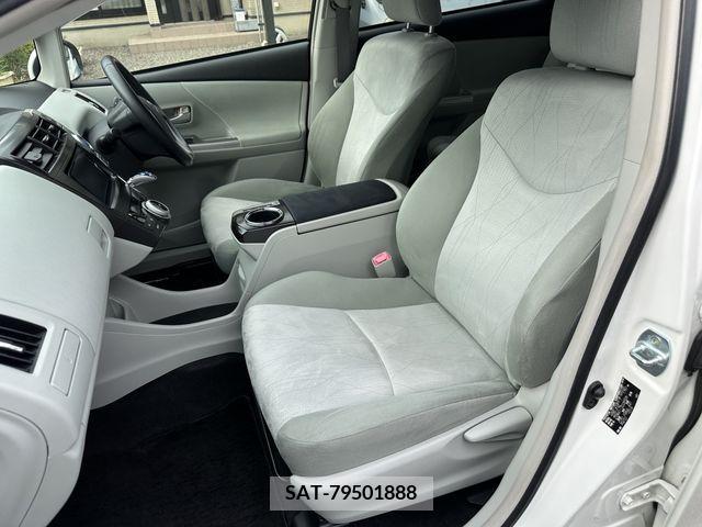 Toyota PRIUS ALPHA 2013-02 339923-10