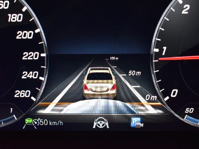 Mercedes Benz E-CLASS 2018-12 22338-4