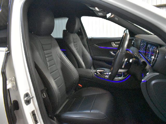 Mercedes Benz E-CLASS 2018-12 22338-7