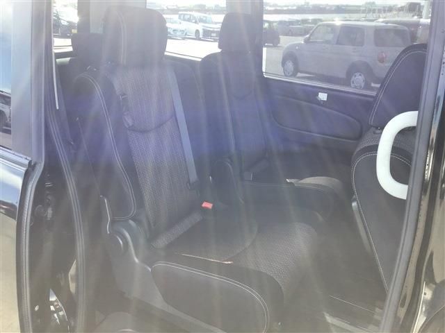 Nissan SERENA 2014-10 18938-17