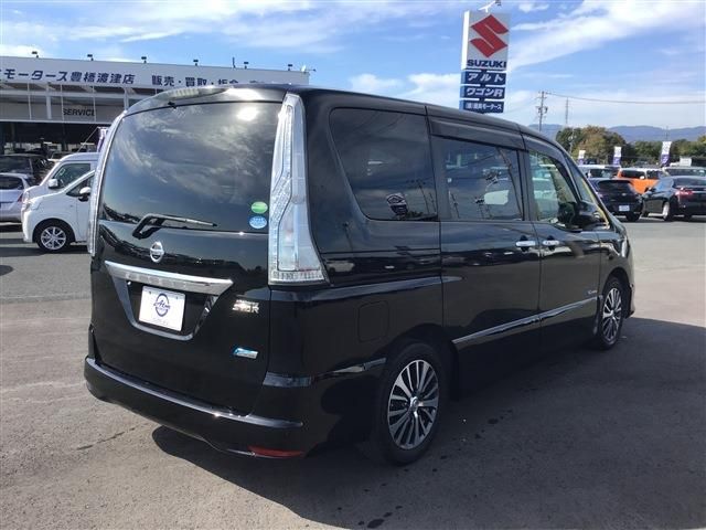 Nissan SERENA 2014-10 18938-7