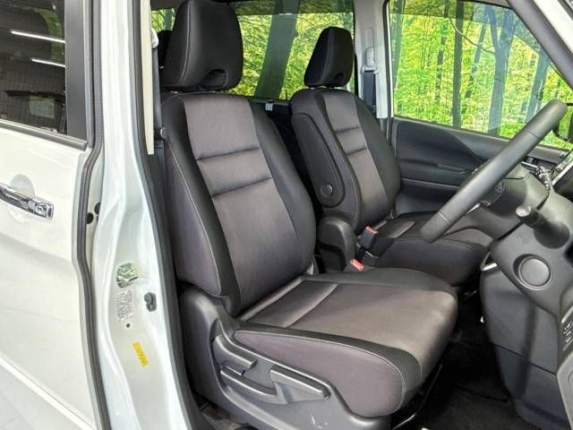 Nissan SERENA 2018-02 14214-8