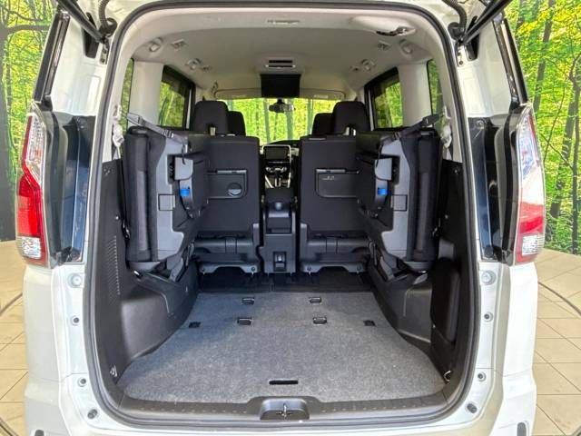 Nissan SERENA 2018-02 14214-11