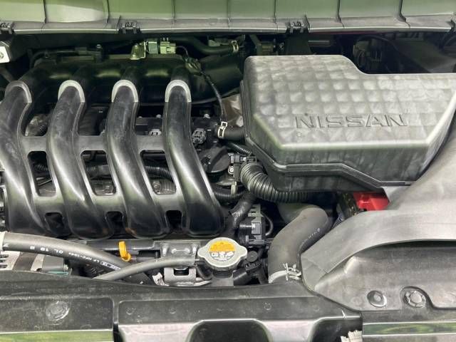 Nissan SERENA 2018-02 14214-19