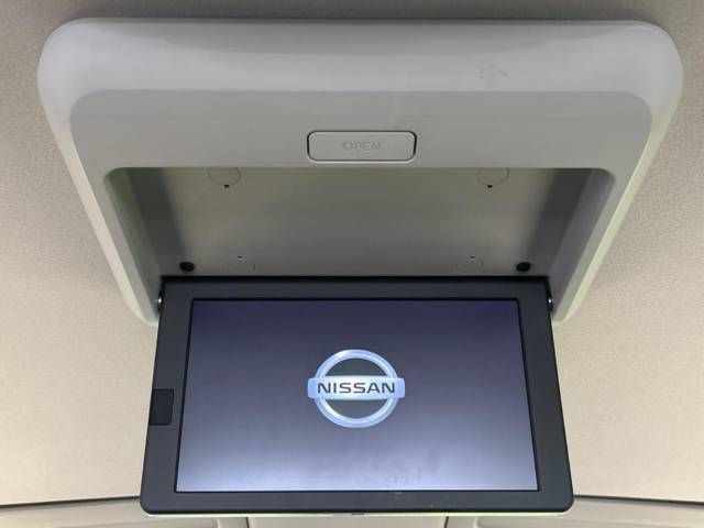 Nissan SERENA 2018-02 14214-6