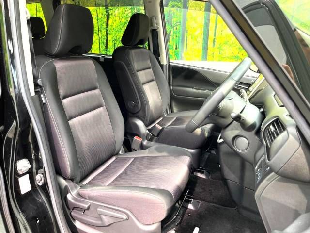 Nissan SERENA 2018-09 196159-8
