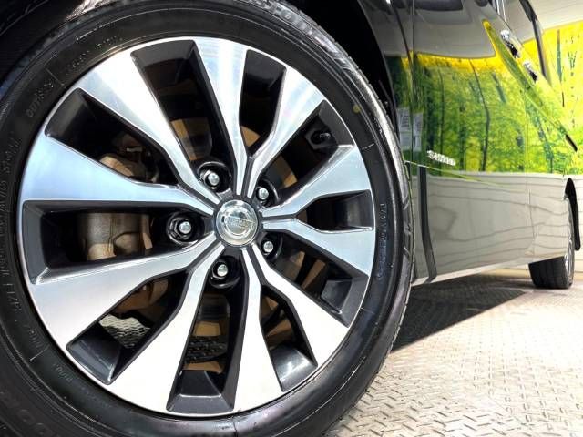 Nissan SERENA 2018-09 196159-14