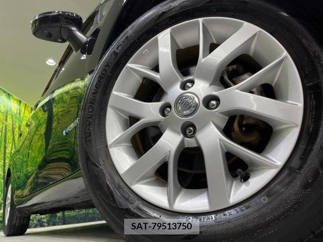 Nissan NOTE 2017-03 305357-13