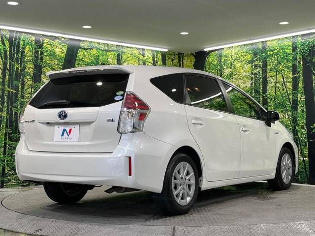 Toyota PRIUS ALPHA 2019-04 15935-18