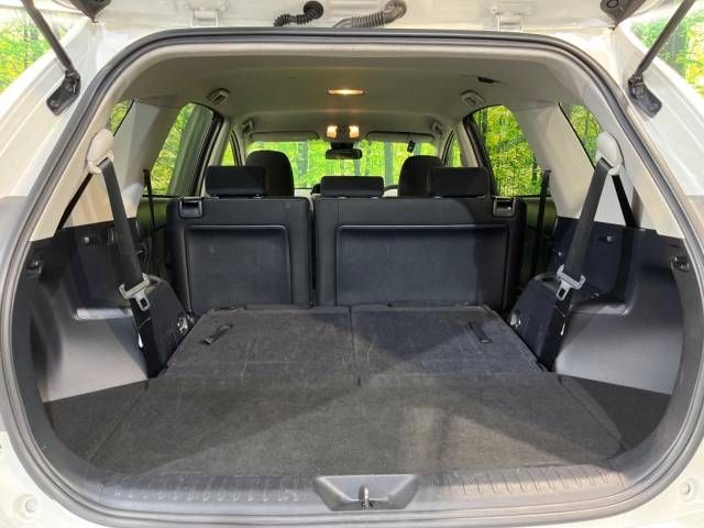 Toyota PRIUS ALPHA 2019-04 15935-11