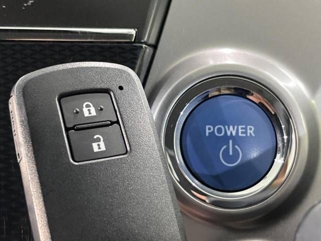 Toyota PRIUS ALPHA 2019-04 15935-7