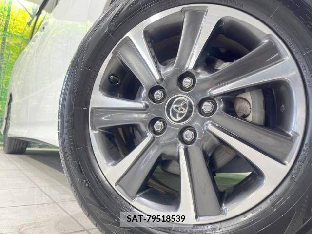 Toyota VOXY 2018-04 289081-14