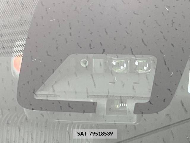 Toyota VOXY 2018-04 289081-5