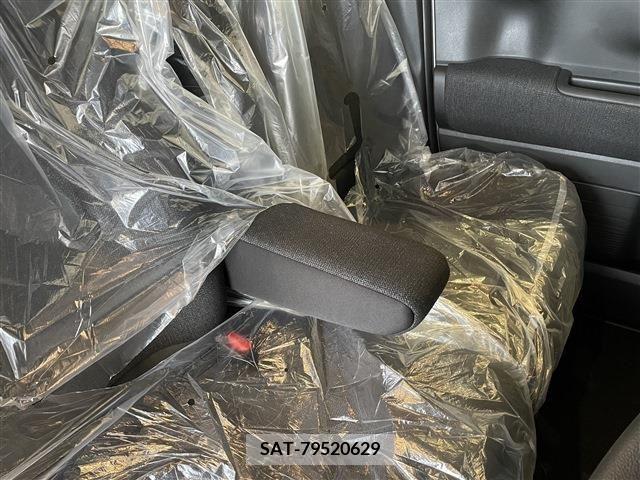 Honda N BOX CUSTOM 2024-07 346698-24