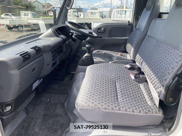 Mazda TITAN 2005-09 394671-7