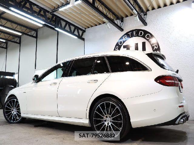 Amg E-CLASS 2022-06 356038-2