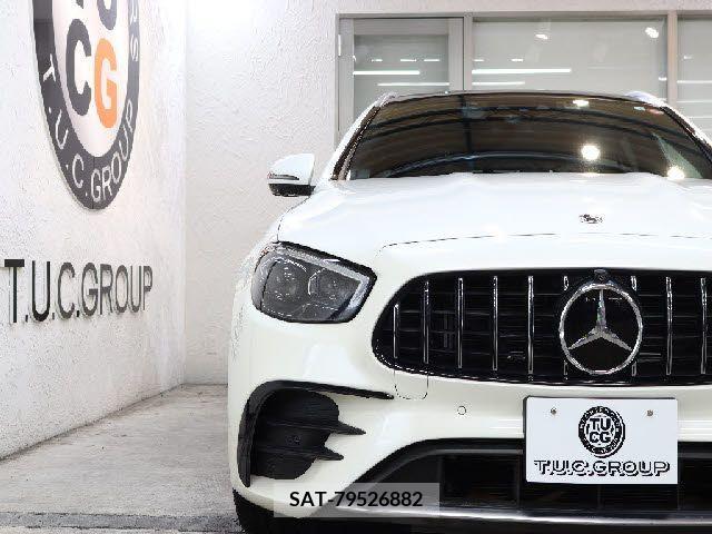 Amg E-CLASS 2022-06 356038-4