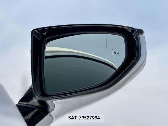 Lexus IS 2023-06 388246-18