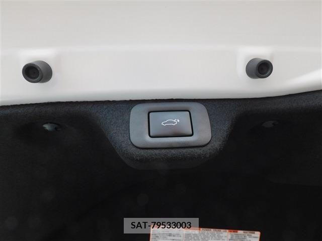 Toyota CROWN 2023-07 297729-12