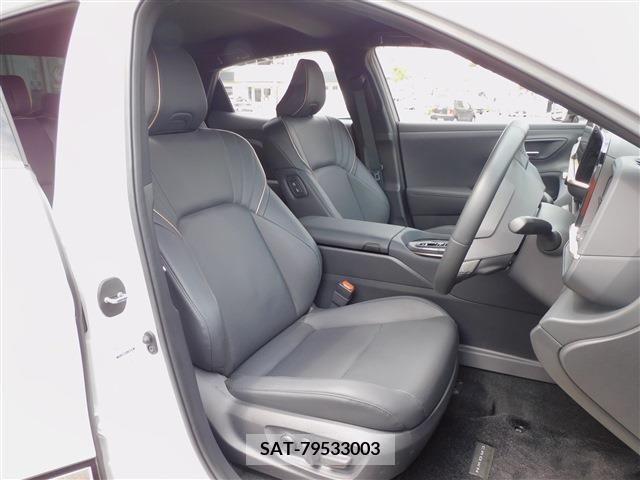 Toyota CROWN 2023-07 297729-16