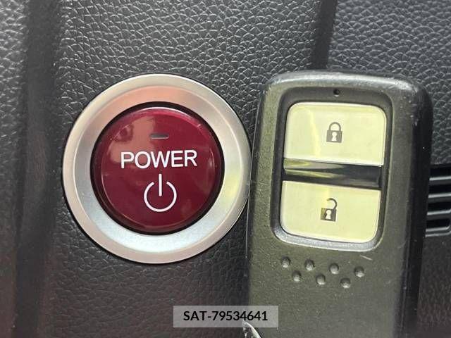 Honda FIT HYBRID 2015-03 269563-2