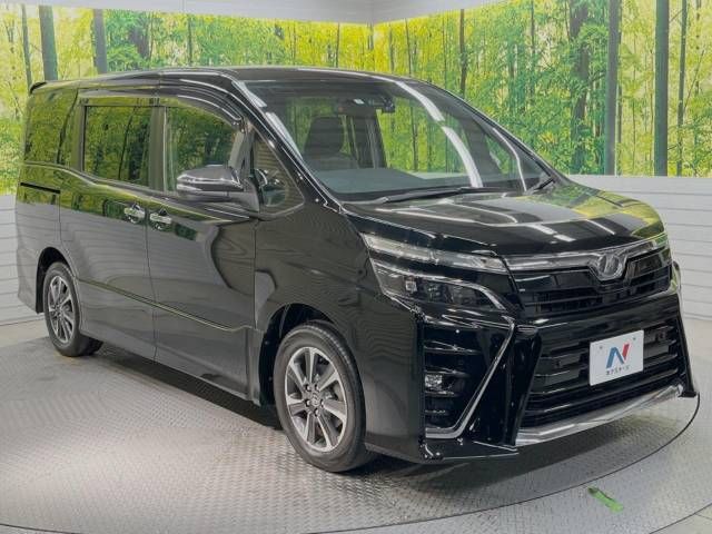 Toyota VOXY 2019-12 188488-17