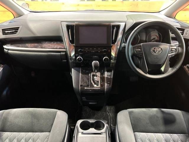 Toyota VELLFIRE 2020-03 193865-1