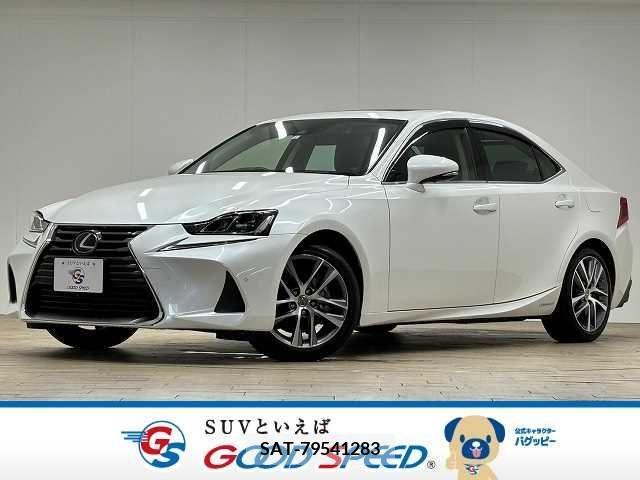 Lexus IS 2017-10 334372-0